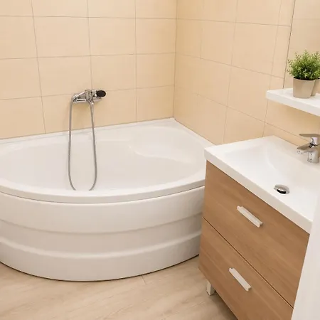 Central Stay Apartment *